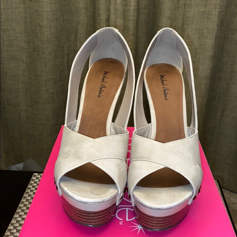 Nude/Natural High Heels